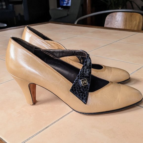 Vintage Tan and Black Snakeskin Strap Pumps - Picture 1 of 7